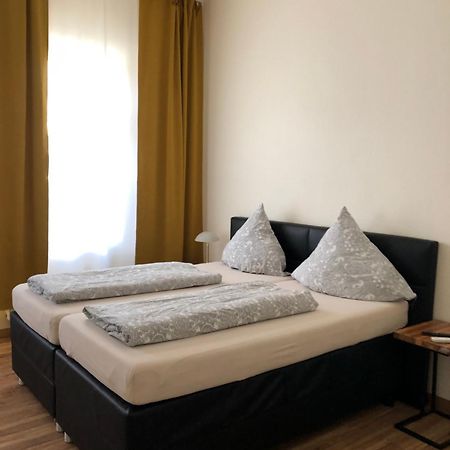 City Apartment Am Hauptbahnhof Nürnberg Szoba fotó